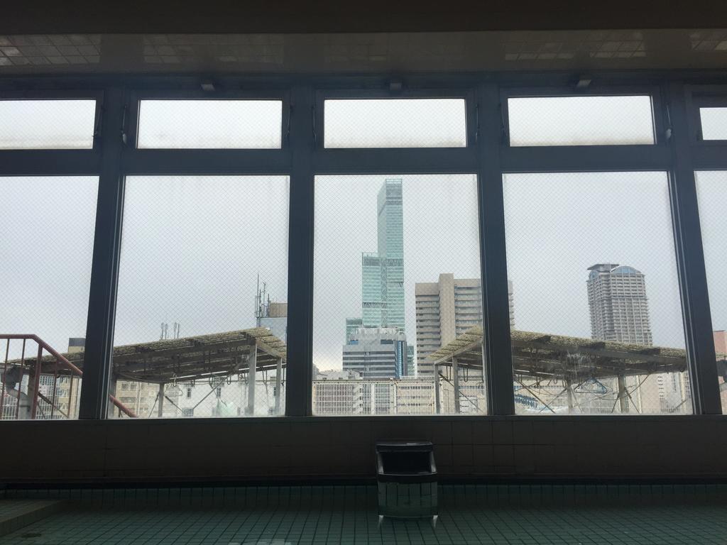 Business Hotel Shinbashi Осака Екстериор снимка